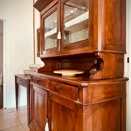 Appartement Elegant 2 Bedroom With Balcony At By Rentopolis La Spezia